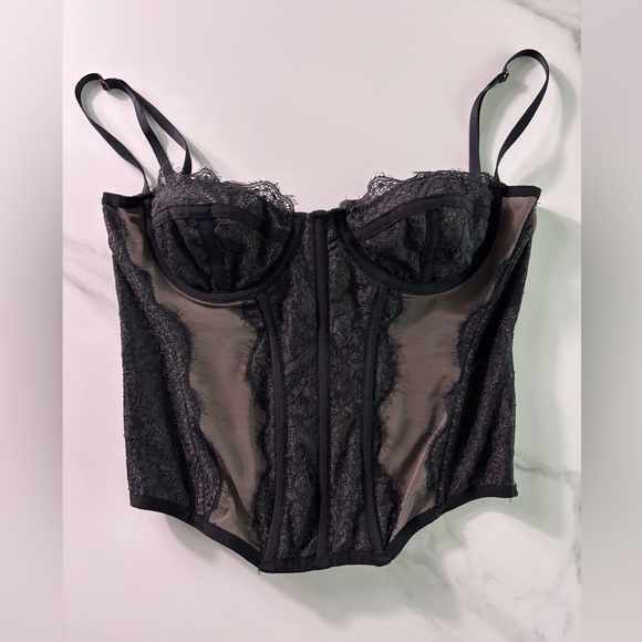 Urban Outfitters Out From Under Modern Love Black Lace Corset S - Picture 2 of 9